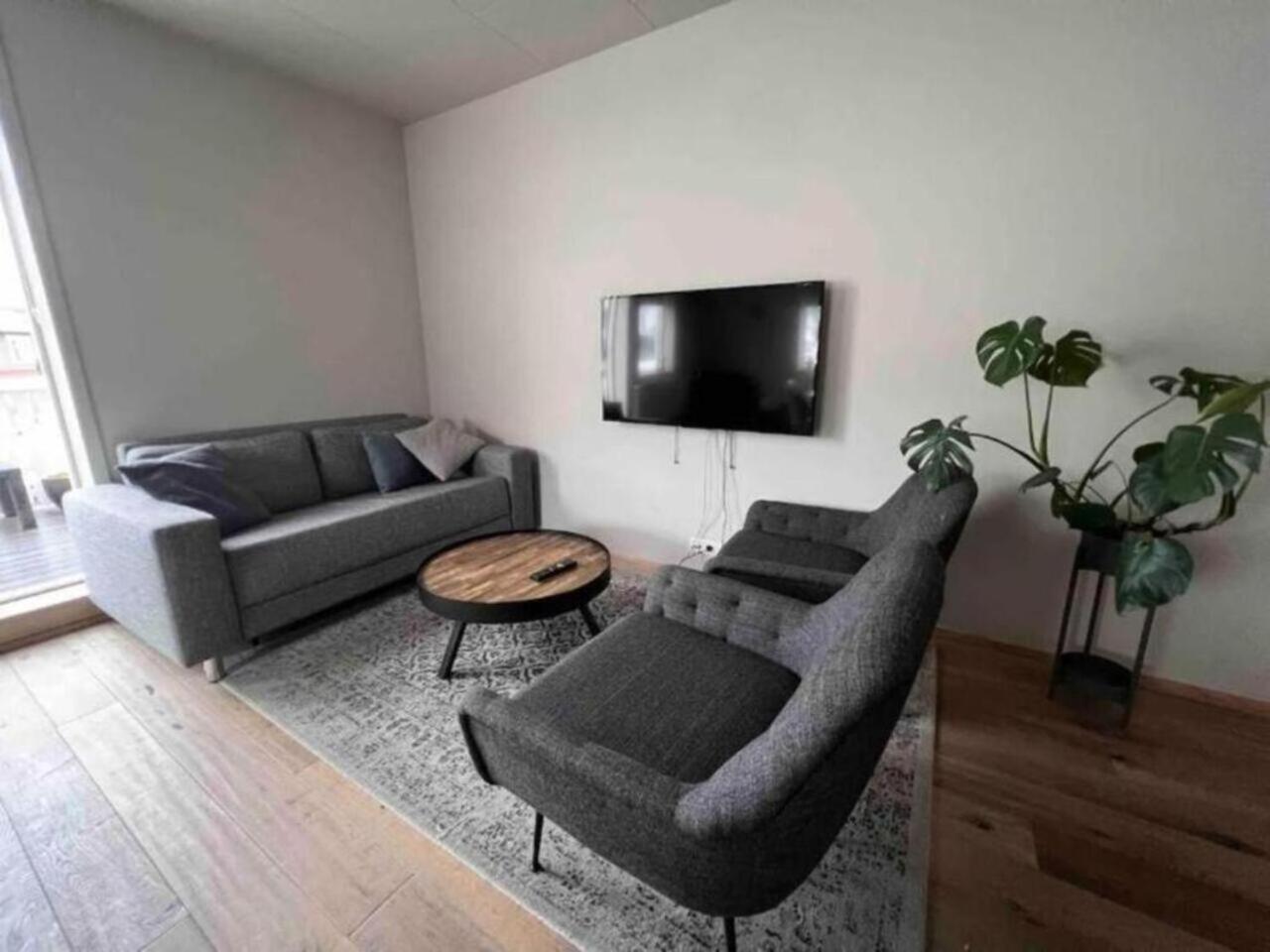 G10 Apartments Akureyri Buitenkant foto